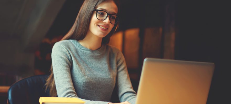 ¿Es caro estudiar un máster?