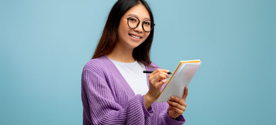 Candidata preparándose para un test de personalidad