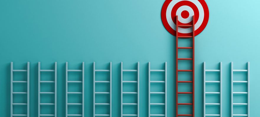 ¿Encontrar un trabajo o construir una carrera profesional?