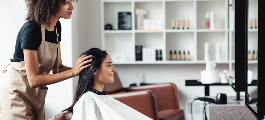 La nueva subida del Sueldo Mínimo Interprofesional (SMI) en 2023 afectará sobre todo a los empleados sin convenio