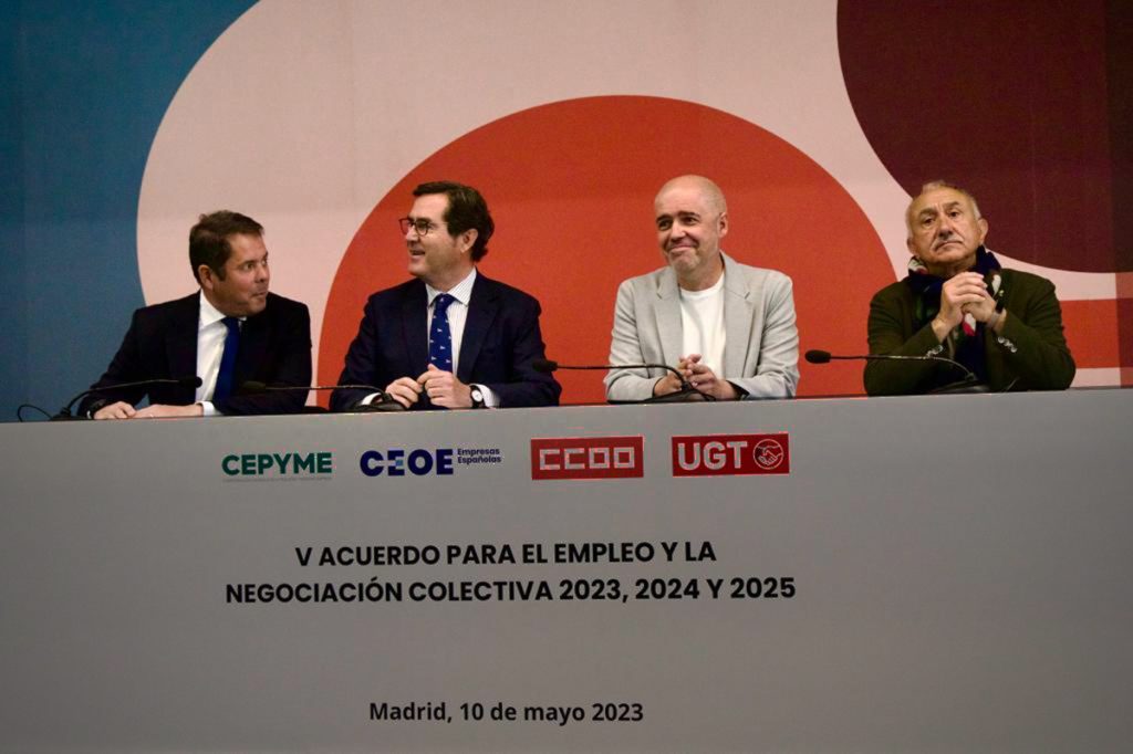 Presentación del acuerdo sobre la subida salarial con Unai Sordo de CCOO, Pepe Álvarez de UGT, y los presidentes de CEOE y Cepyme, Antonio Garamendi y Gerardo Cuerva. Imagen de UGT
