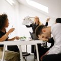 Trabajar bajo el mando de un jefe imprevisible puede generar estrés en los equipos