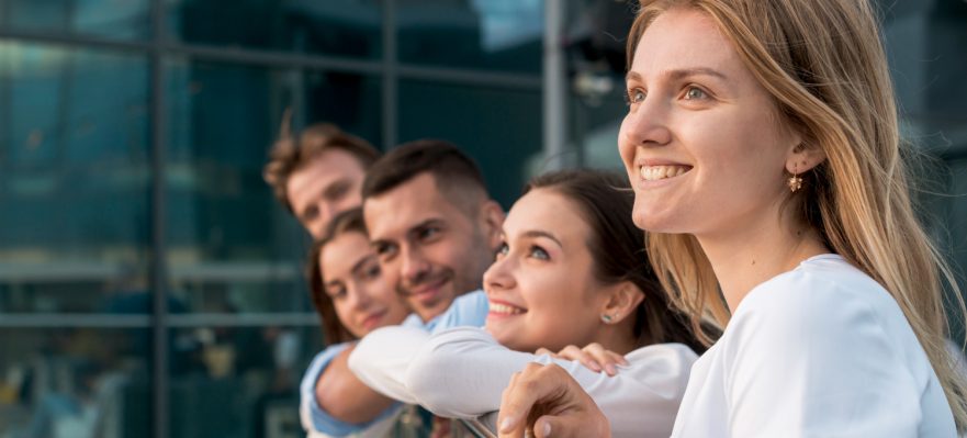 La microjubilación triunfa entre los Millennials y la Generación Z