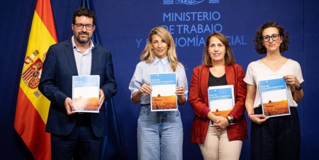 Yolanda Díaz en la presentación del Plan Estival 2025 de protección frente al estrés térmico en el trabajo. Fuente: Ministerio de Trabajo
