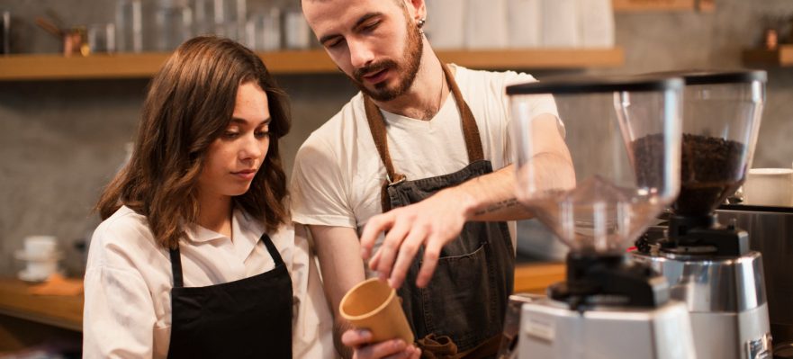 La hostelería es una de los sectores donde mas ha bajado el paro en junio