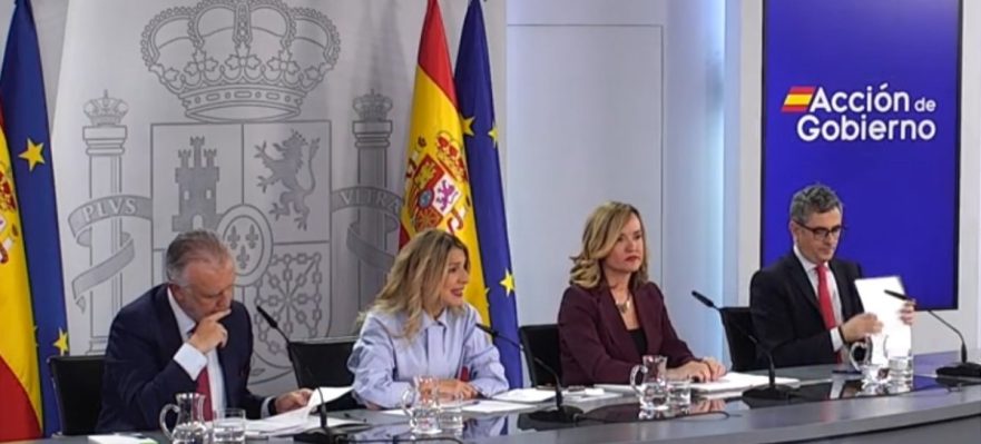 Presentación del nuevo RD sobre contratos formativos. Fuente: Pool Moncloa/Jorge Villar